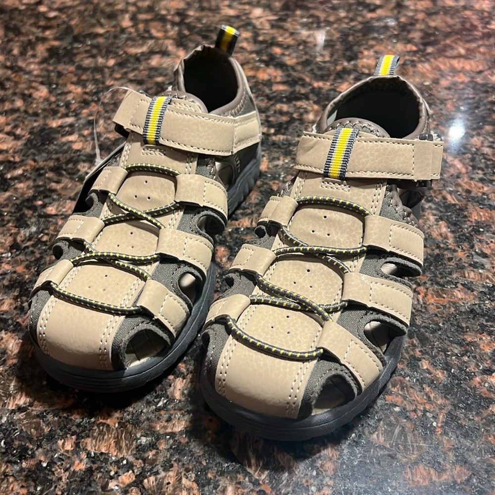 Toddler boys sandals